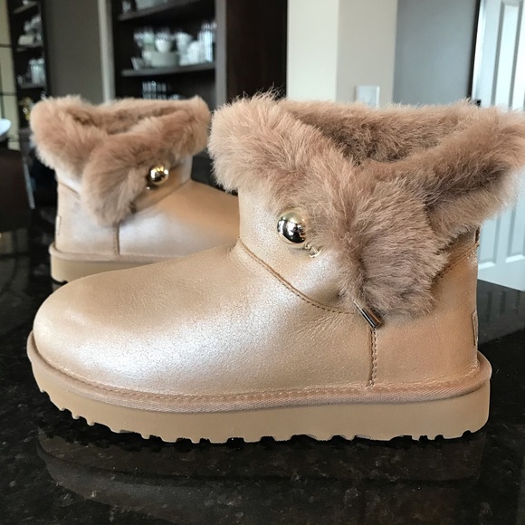 New UGG Classic Fluff Pin Mini Boot, Antique Pearl - Picture 3 of 8